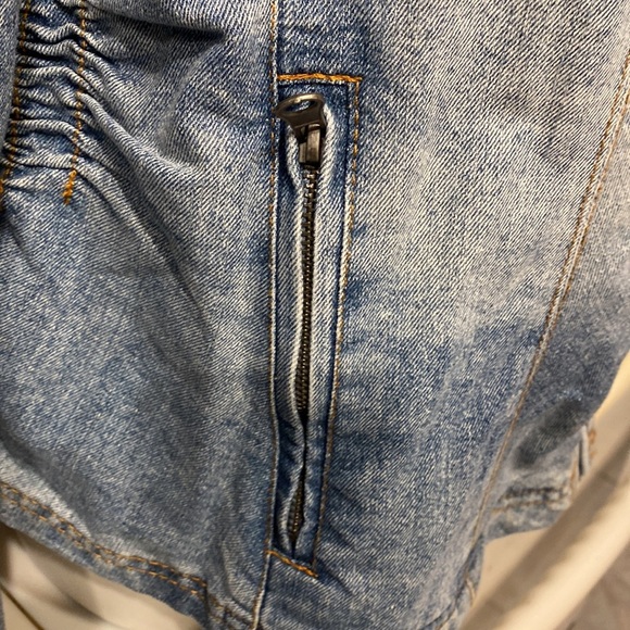 BONGO Light Blue Ruched Jean Jacket - Picture 2 of 5